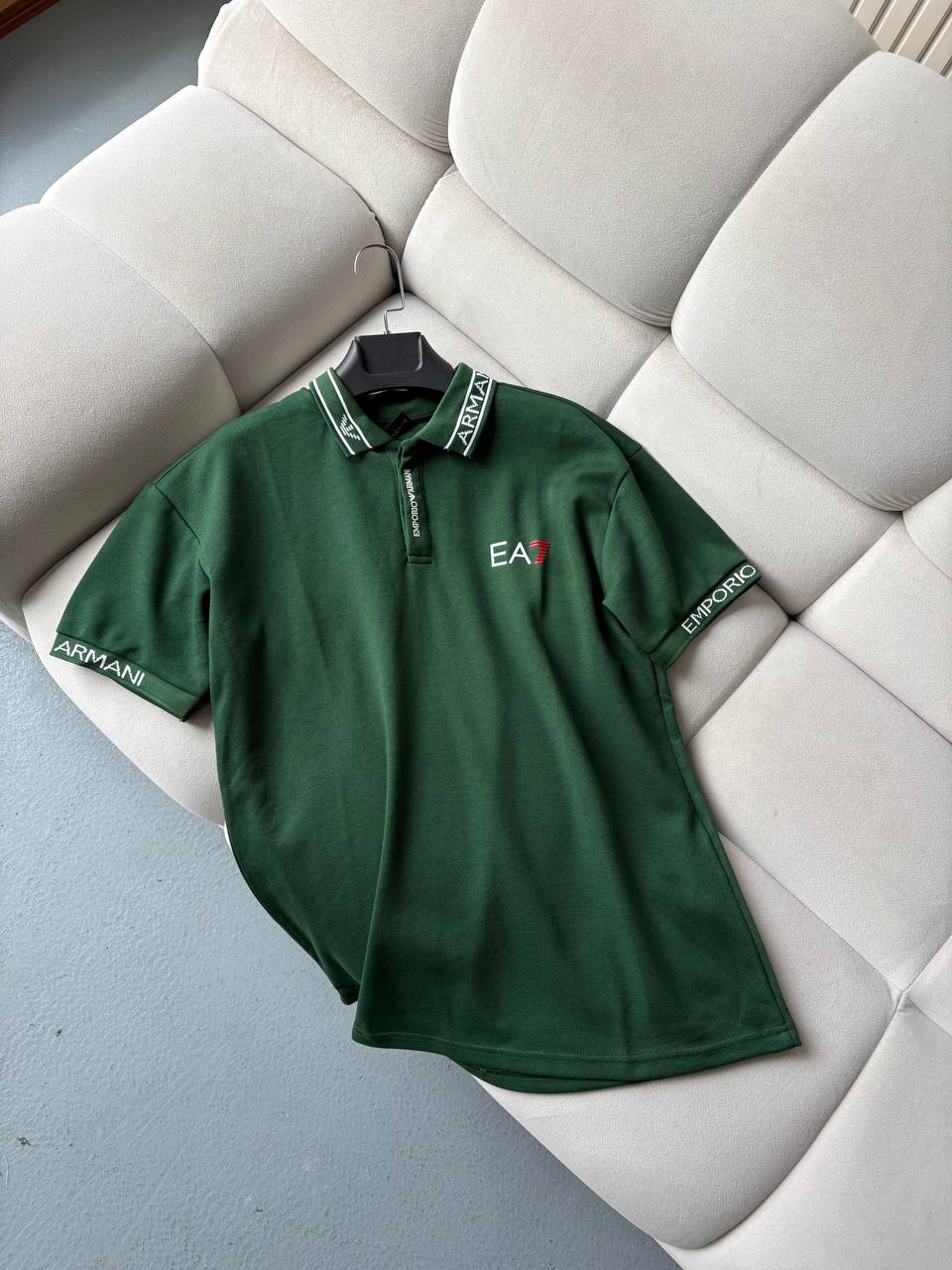 EA7 Yeşil Kol-Omuz Yazılı Polo Yaka T-Shirt