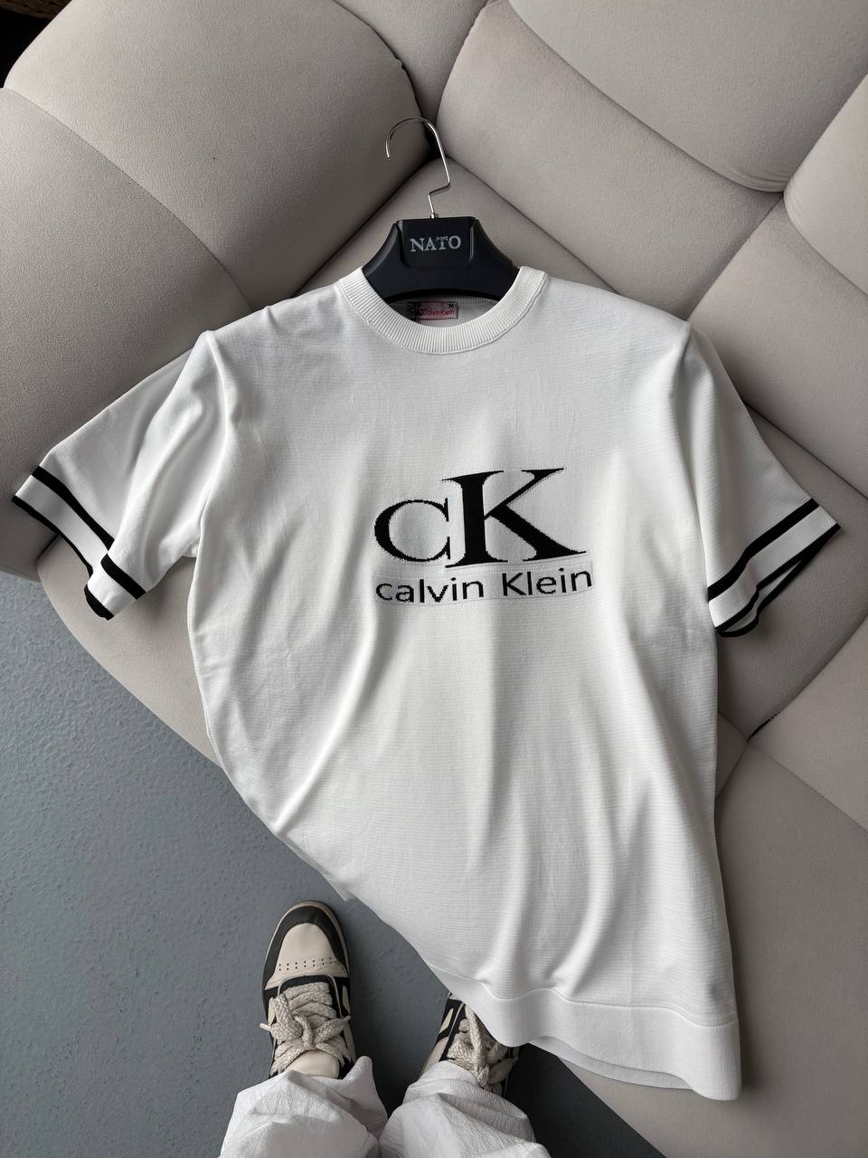 Calvin Klein Beyaz Bisiklet Yaka Yazlık Triko