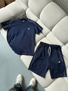 Calvin Klein Lacivert Şortlu Takım